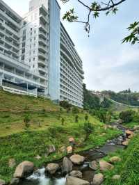 🌟 Puncak's Hidden Gem: Le Eminence Hotel! 🌿✨