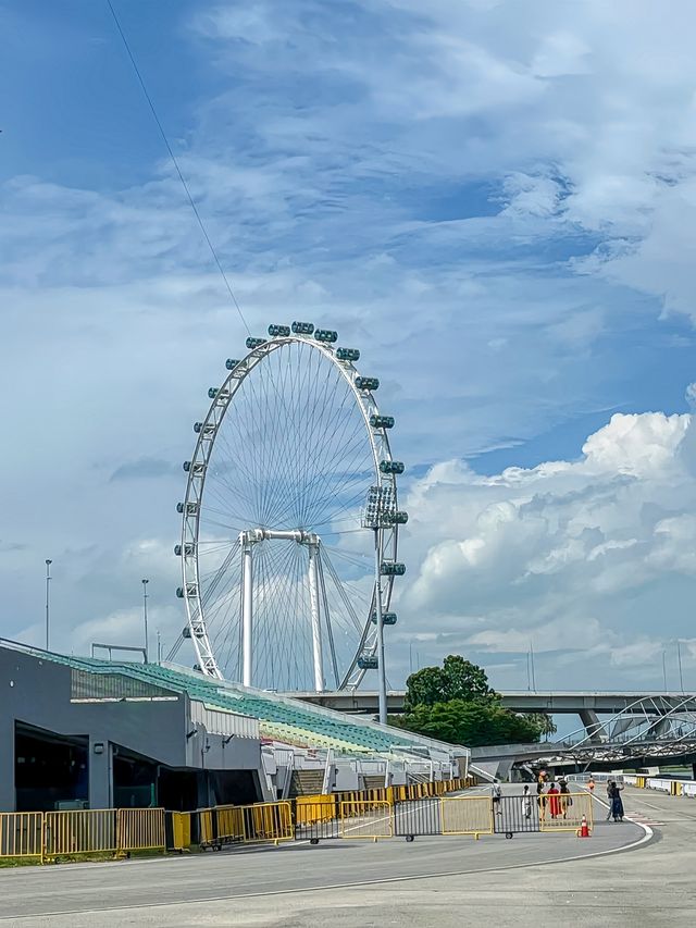 新加坡必打卡 | 摩天觀景輪Singapore Flyer。