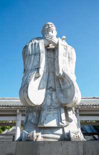 貴陽孔學堂，隱藏在青山綠水間的旅遊勝地。