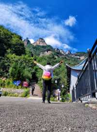 南陽五朵山閔公祠 閔智亭道長像。