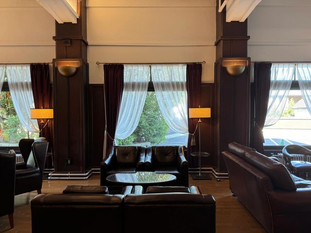 富士屋酒店。
