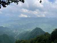 商洛塔雲山|四季景色各異。