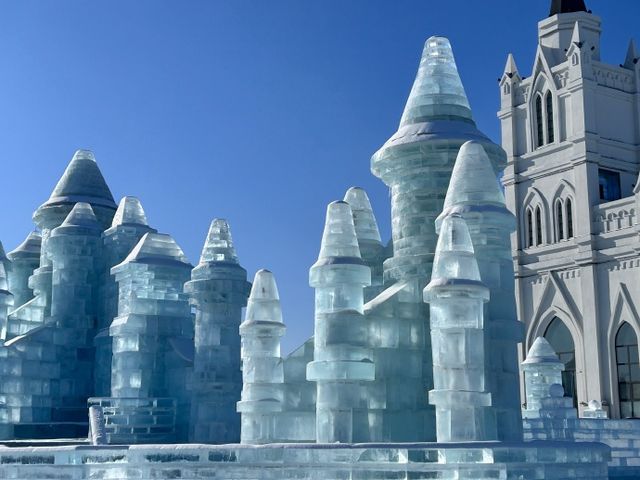 長春冰雪新天地 | 日落時分的絕美盛宴 長春冰雪新天地 | 日落時分的絕美盛宴