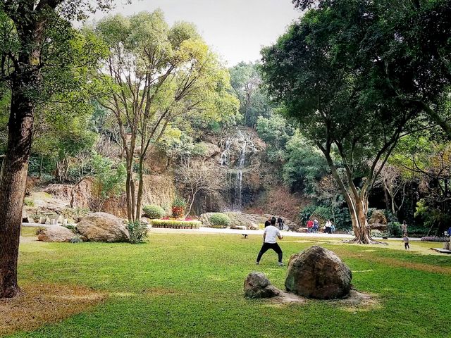 XiQiao Mountain: Evergreen Realm of Guanying Goddess