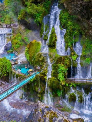 讓溫泉帶走煩惱，讓溫暖治愈心灵。