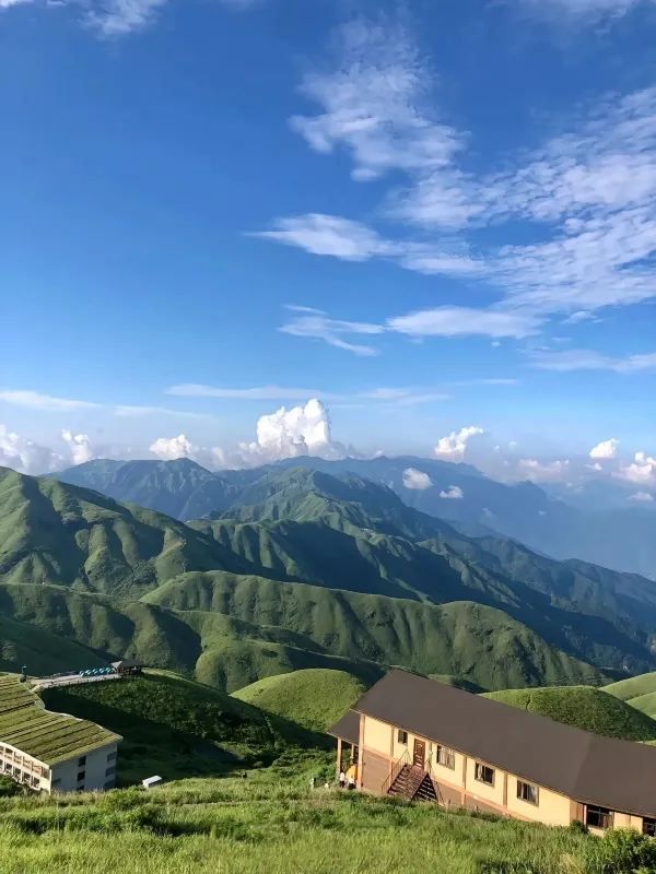 Explore the Legends and Beauty of Wugong Mountain!