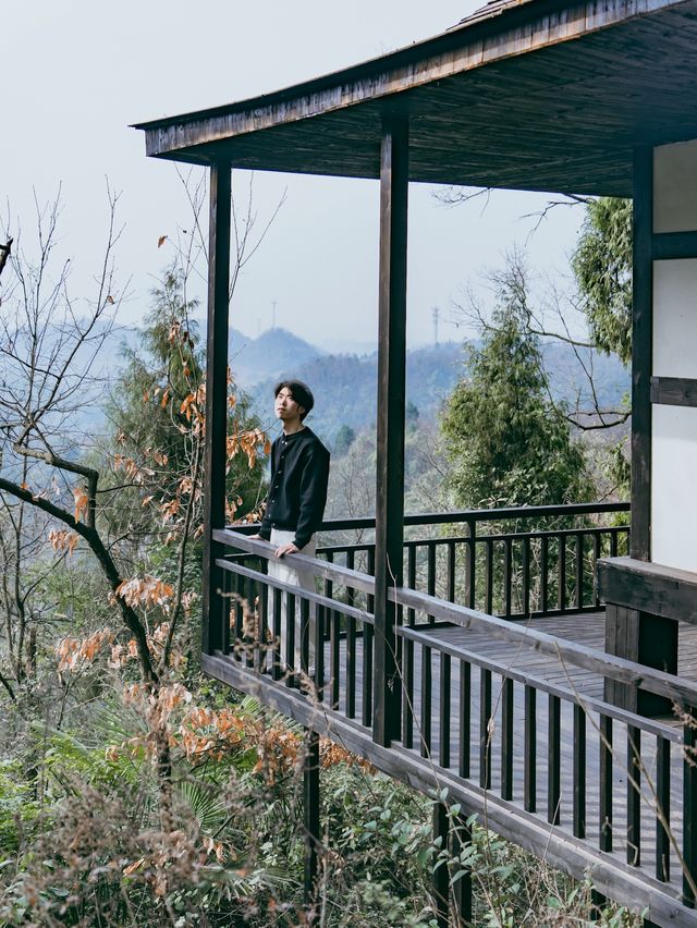 不是京都！！在成都周邊的宋氏懸崖樹屋！
