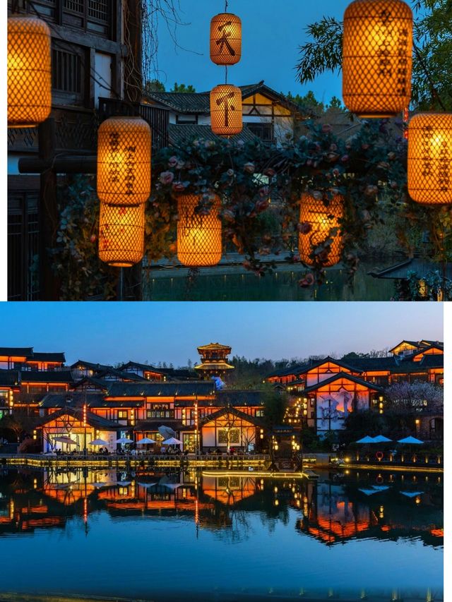 一鎮藏天地，一夜夢千年。來這裡，