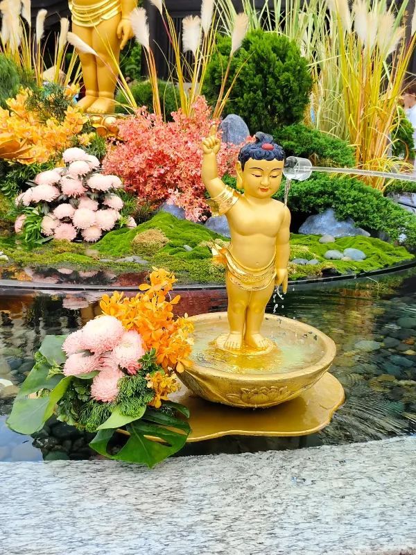 佛誕日在慈山寺：一場心靈的洗滌