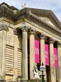Bold Brushstrokes: Discover Modern Art in Liverpool 