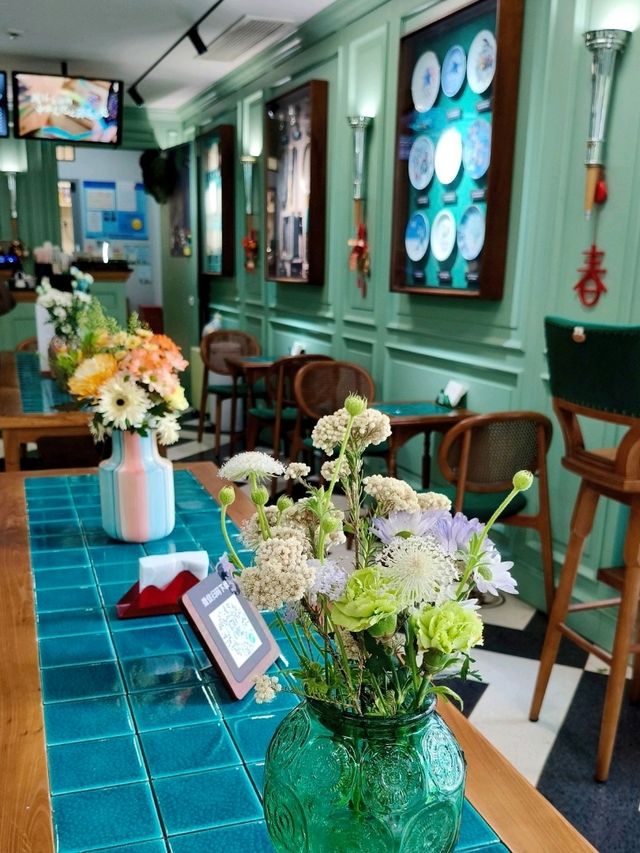Coffee Time in Shanghai