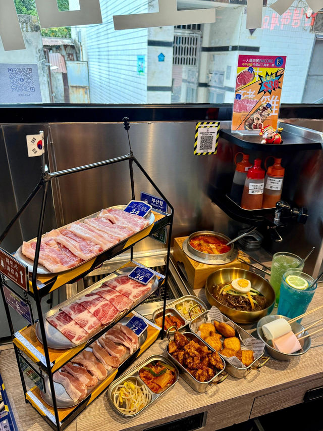 🇲🇴救命！澳門官也街100米吃遍世界級美味！連陳奕迅都淪陷的美食天堂！ 
