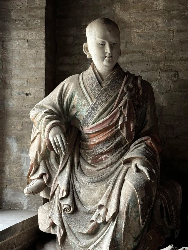 被山西古寺的羅漢彩塑震撼到了！