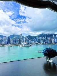 🌊 香港瑰丽酒店｜这片维港海景，值得你专程来睡！ 