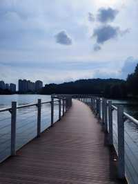 貴陽24小時：住智能酒店食酸湯牛肉，遊閱山湖公園