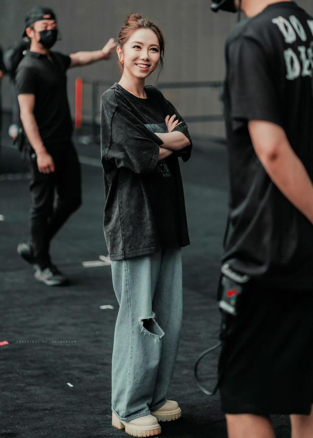 鄧紫棋同款演唱會穿搭 🇭🇰本地GEM粉必儲！