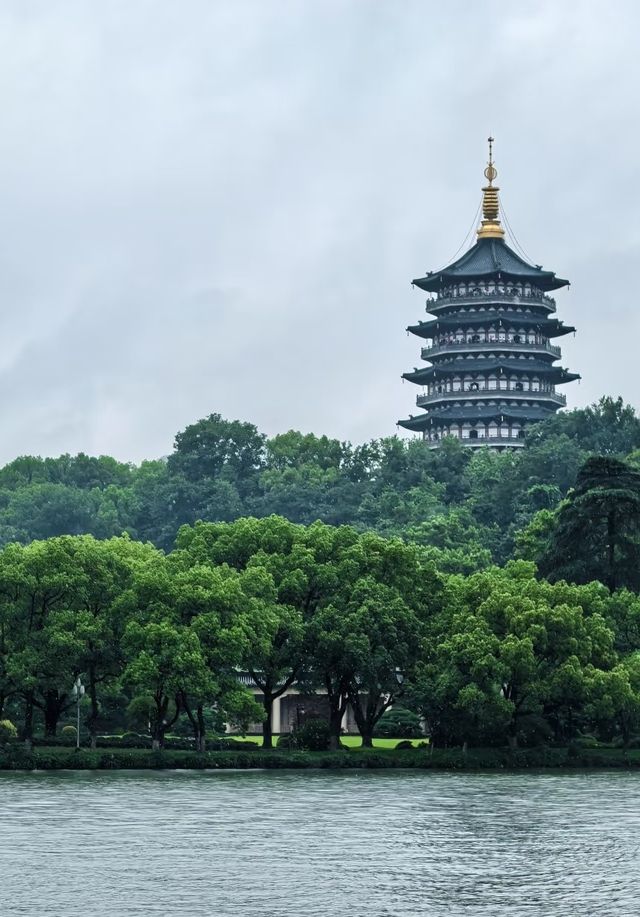 杭州玩到手機記憶體爆滿，靈魂都被茶香醃入味了～