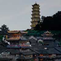 《貴州烏江寨夜夢，邂逅一場勝過黃山的夏日綺夢》