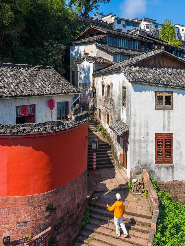 徐霞客沒騙我！比黃山更驚豔的仙山出現了！