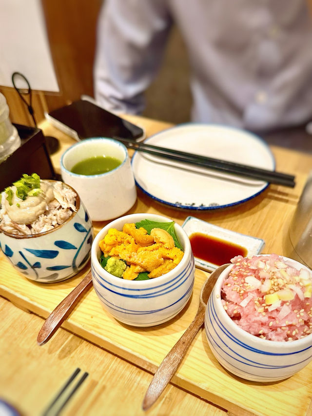 三文魚肉比飯還多‼️廚師今天心情好好哇❣️