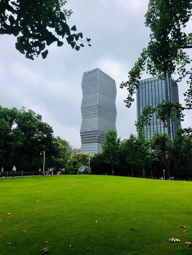 藏在上海的都市桃源，新虹橋中心花園的夢幻謐境！