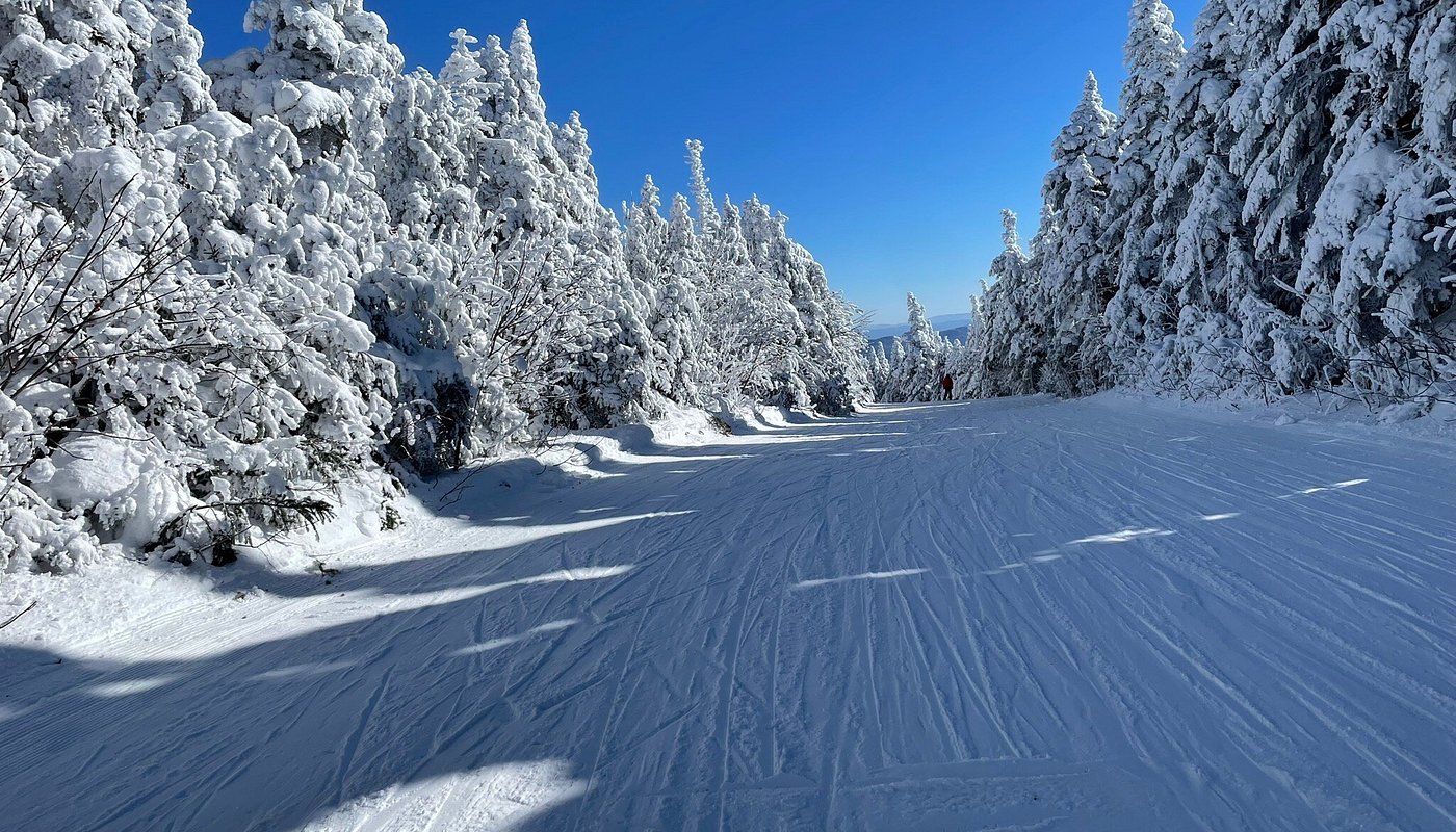 Killington Mountain Ski Resort becomes the first ski area to open in the Eastern United States