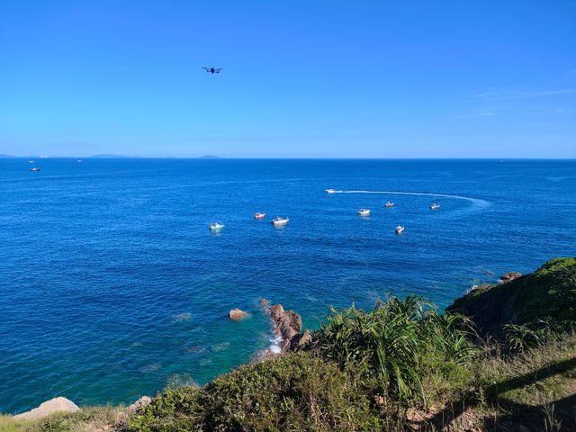 山海相擁的大鵬