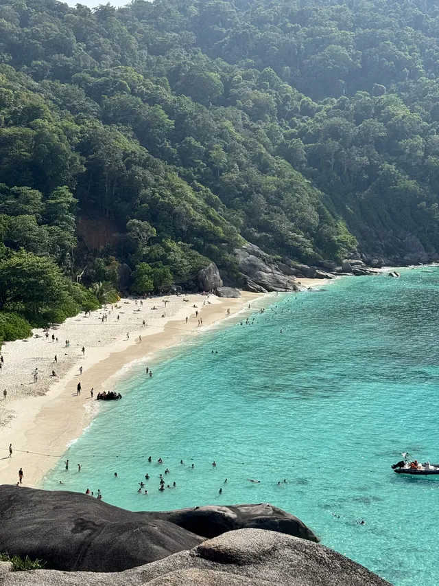 今日份斯米蘭島的超絕好天氣! 今日份斯米蘭島的超絕好天氣!