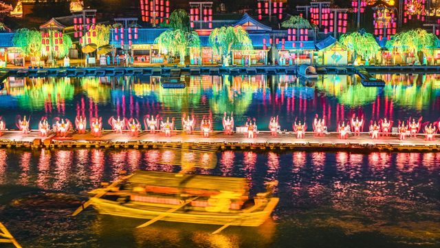 穿越千年的東京夢華錄清明上河園夜景美到炸裂！