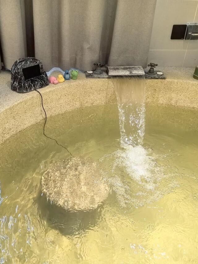 在漳州私湯裡涮火鍋，我好像住進了山野裡的“小暖爐”