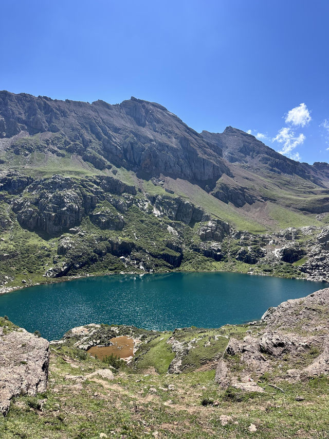 4800米高空神湖美到窒息中土世界真實存在 4800米高空神湖美到窒息中土世界真實存在