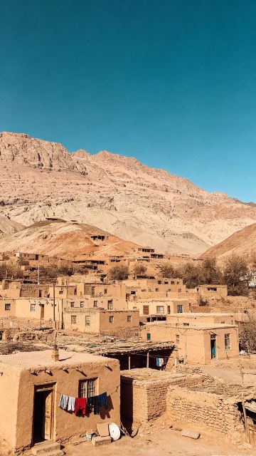 Panlong Ancient Road in Xinjiang, a 75-kilometer sky road on the