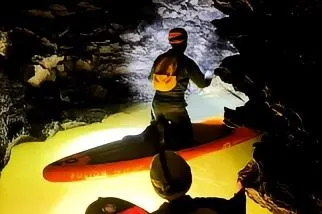 National Day in Xingyi: Avoid the crowds at Longquan Cave for breathtaking underground paddleboarding and caving