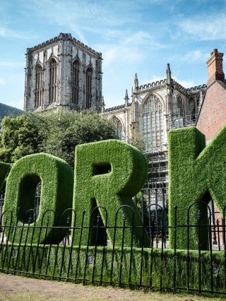 Ultimate 7-day UK travel guide with off-the-beaten-path routes