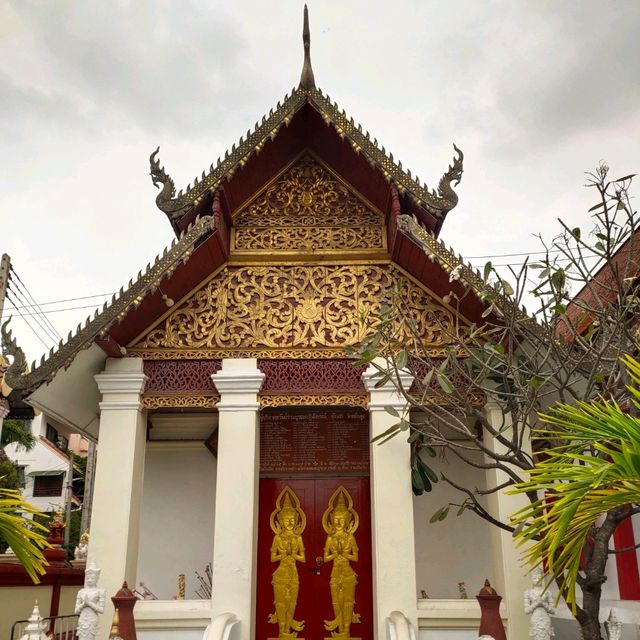 วัดหมื่นตูม