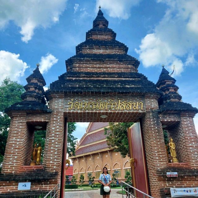 วัดเนรมิตวิปัสสนา วัดสวยด่านซ้าย