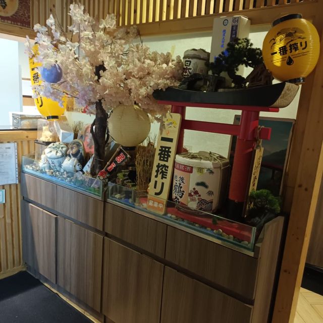 日式餐廳 ｜ 甜品好啱打卡 ｜小食種類多