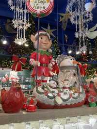 12월 25일에만 문을 닫는 크리스마스 마켓, “La Boutique de Noël de Québec”