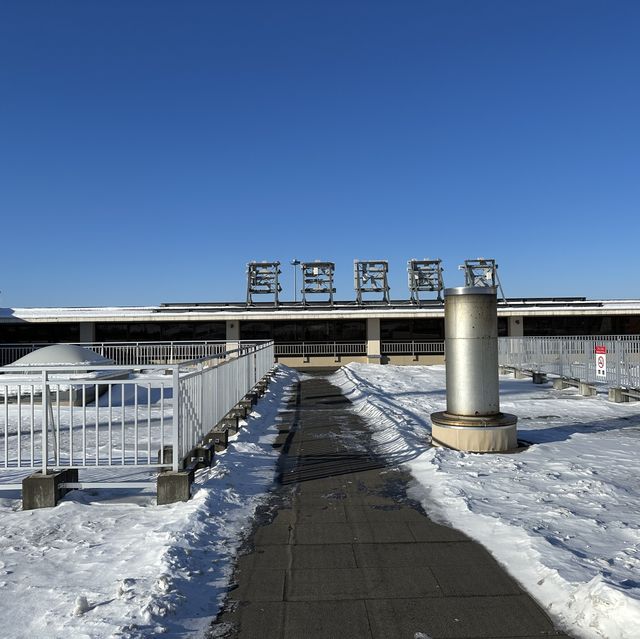 【北海道】美しき白銀の空港！冬の女満別空港展望デッキ