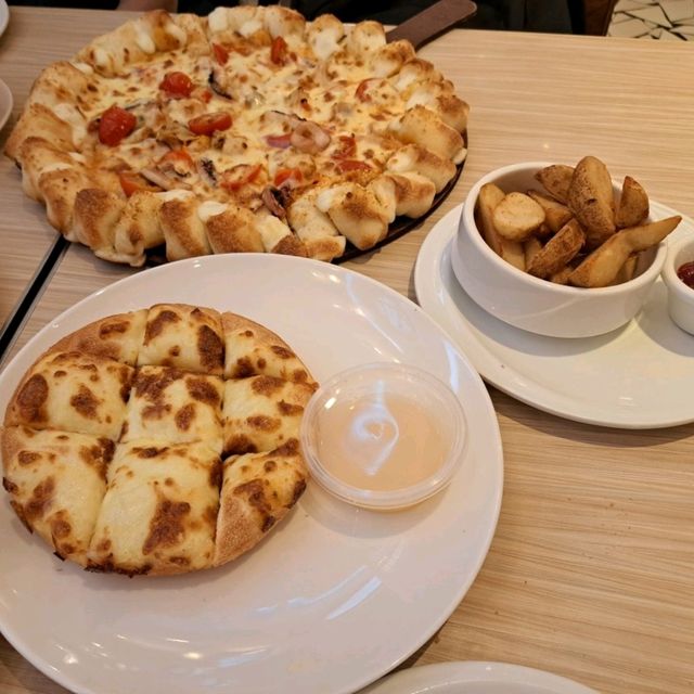 🍕PizzaHut⭐高質豐富晚市4人套餐🥂點芝扭扭芝心批😍