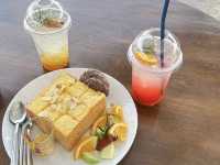 Baan Tiddin Café and restaurant 