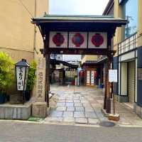 大阪お参りスポット！法善寺の水掛不動尊（西向不動明王）
