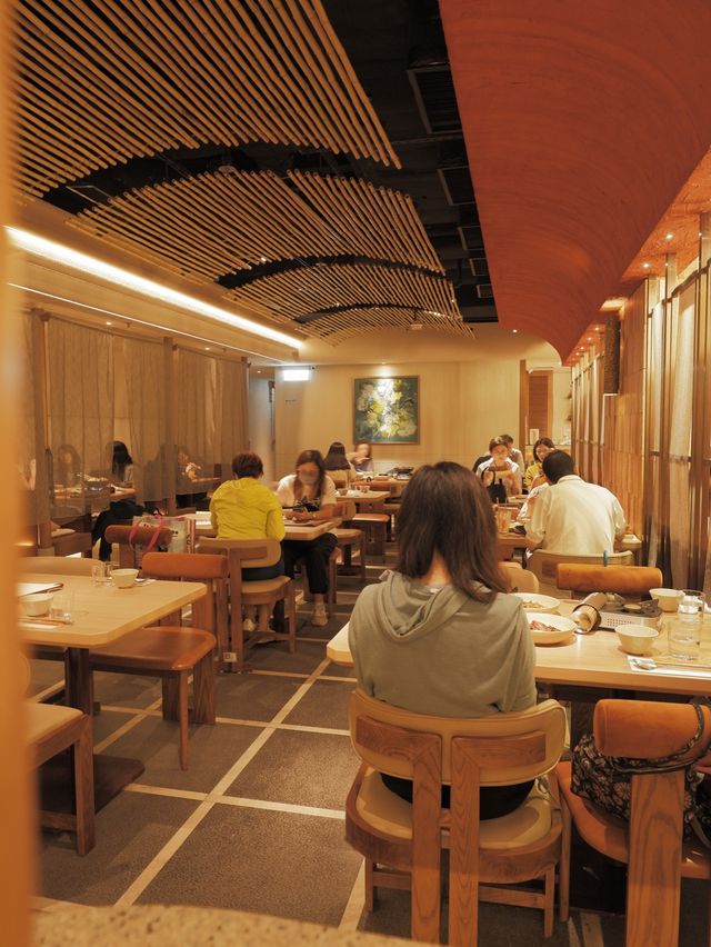 高級韓餐，超多芝士的大排骨