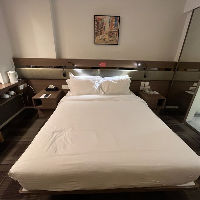 佐敦搵到貼地旅館「Travelodge」