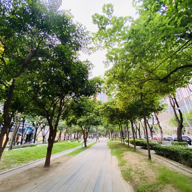 草悟道 台中最美綠園道