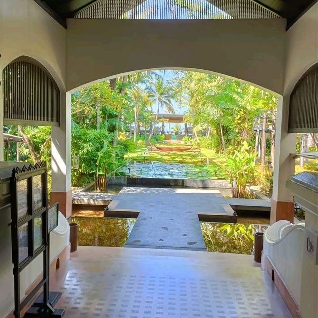 ที่พักสุดร่มรื่น ริมหาดบ่อผุด Anantara Bophut Samui