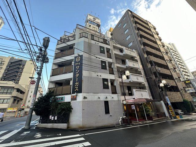 東京・大塚。シンプルでコンパクト。1人旅ならこれくらいが心地よい『ホテルサンターガス大塚店』