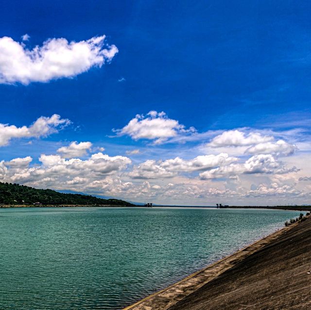 The Old San Roque Dam in Pangasinan!