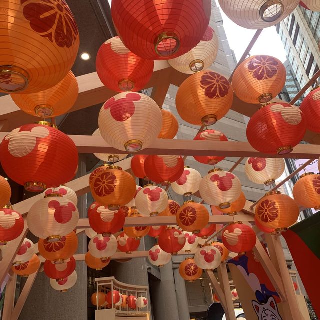 米奇和唐老鴨慶賀新年