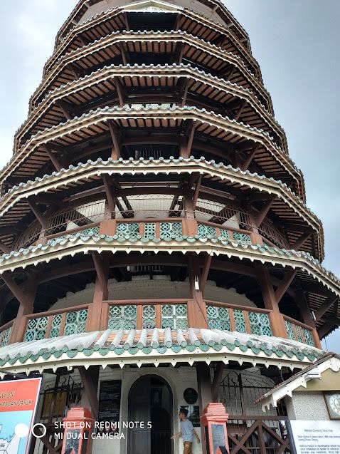 LEANING TOWER OF TELUK INTAN!